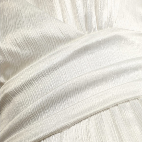 NWT Lulus white satin jumpsuit - Picture 5 of 16